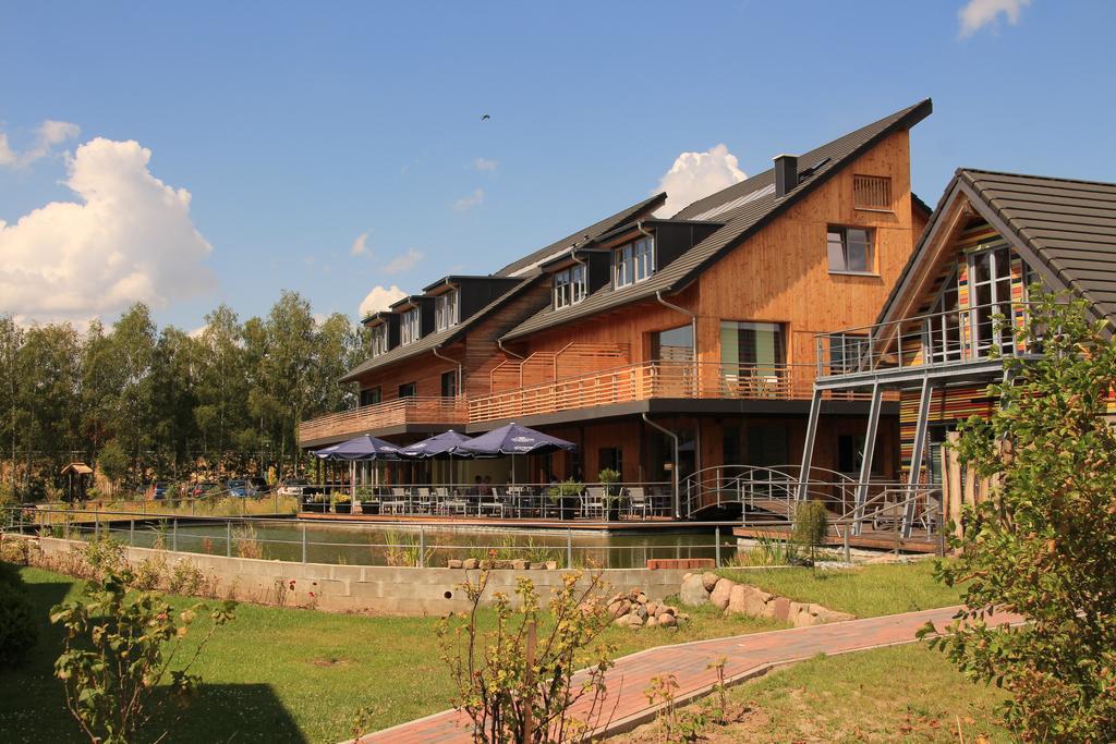 An Der Metow-Ferienpark Hotel Plau am See Rum bild