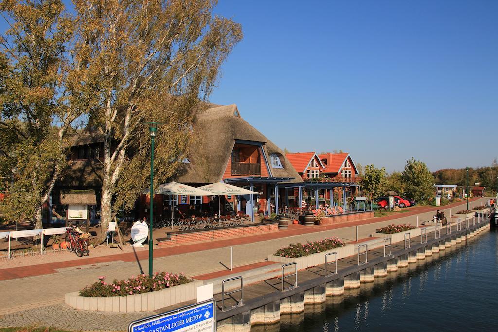 An Der Metow-Ferienpark Hotel Plau am See Exteriör bild