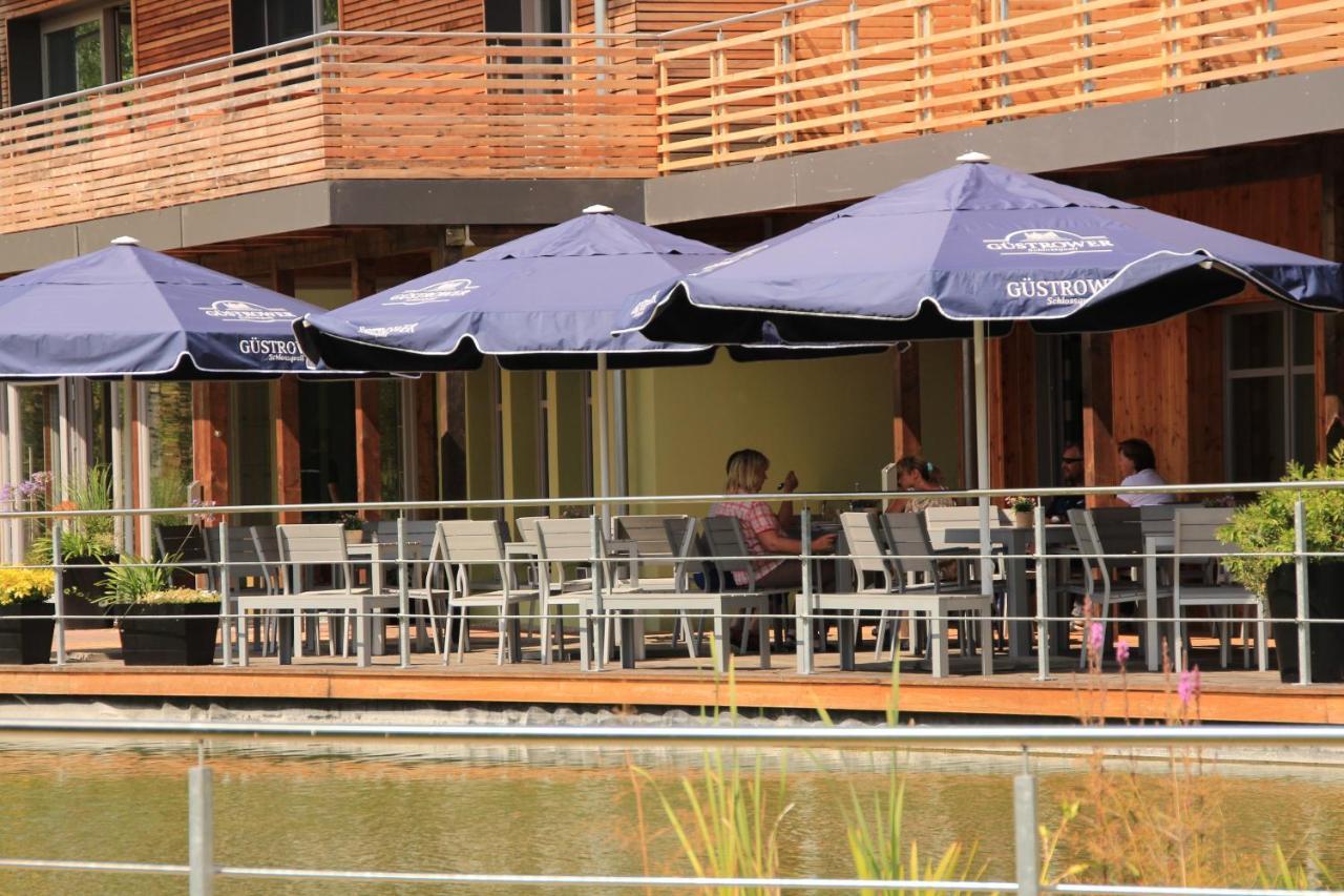 An Der Metow-Ferienpark Hotel Plau am See Exteriör bild